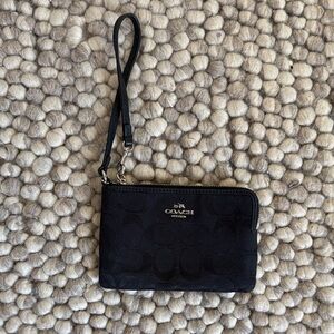 Coach Classic Logo Wristlet